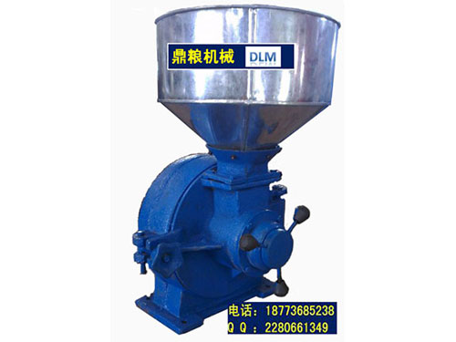 30型磨片式粉碎機(jī)、磨粉機(jī)磨粉機(jī)，磨片式，產(chǎn)量達(dá)1000公斤時(shí),粗細(xì)可調(diào)